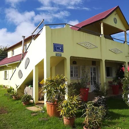 Chambres Et Table D'Hote Les Hortensias La Plaine des Cafres Kültér fotó